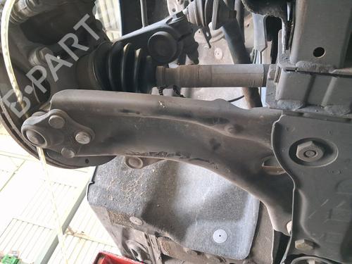 right-front-suspension-arm-renault-megane-iv-hatchback-b9amn_-2015-39955093 main image