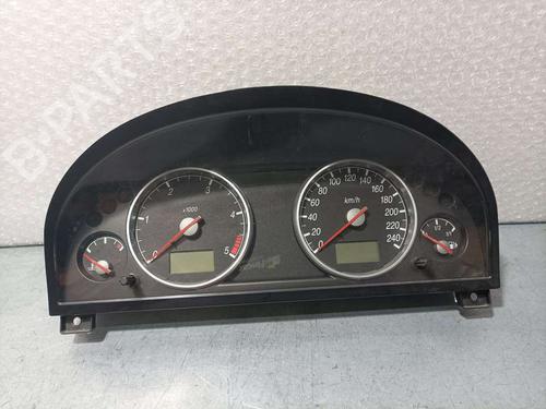 Used Instrument cluster FORD MONDEO III (B5Y) [2000-2007]  8648268