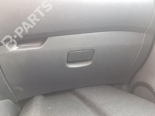 glove-box-nissan-note-e12-15-dci-2012-9048513 main image