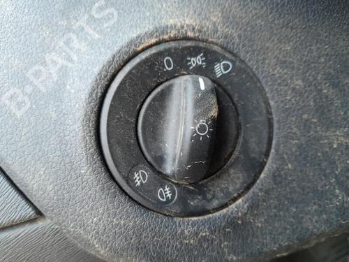 Used Headlight switch MERCEDES-BENZ CITAN Box Body/MPV (W415) 109 CDI (415.601, 415.603, 415.605) (90 hp) 27805673