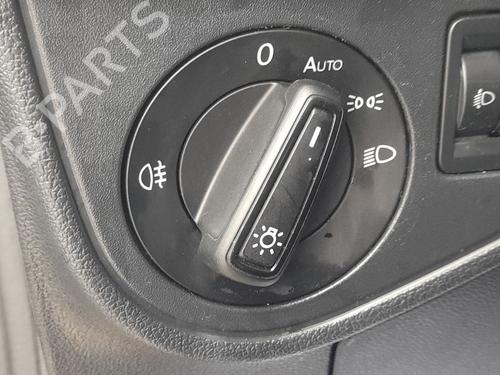 Forlygtekontakt Forlygtekontakt VW POLO VI (AW1, BZ1, AE1) 1.0 TSI (95 hp) 33674697 33674697