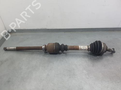 Used Right front driveshaft Right front driveshaft 33989135 33989135