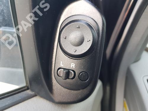 Used Switch Switch CHEVROLET LACETTI (J200) 2.0 D (121 hp) 11179301 11179301