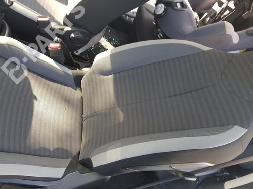 Used Left front seat Left front seat TOYOTA AYGO (_B4_) 1.0 VVTi (KGB40) (72 hp) 10559498 10559498