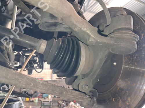 Used Right front steering knuckle Right front steering knuckle CITROËN C4 III (BA_, BB_, BC_) 1.2 PureTech 130 (BAHNSA, BAHNSB) (130 hp) 39658620 39658620