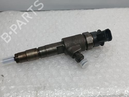 Injector FORD TRANSIT COURIER B460 Box Body/MPV 1.5 TDCi (75 hp) 32142128