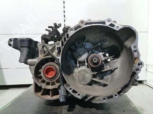 Used Gearbox HYUNDAI TUCSON (JM) 2.0 CRDi (140 hp) 5644057