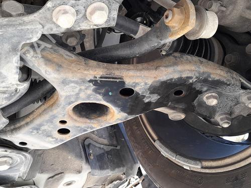 Used Left front suspension arm Left front suspension arm TOYOTA AURIS (_E18_) 1.4 D-4D (NDE180_, NDE180R) (90 hp) 33826431 33826431