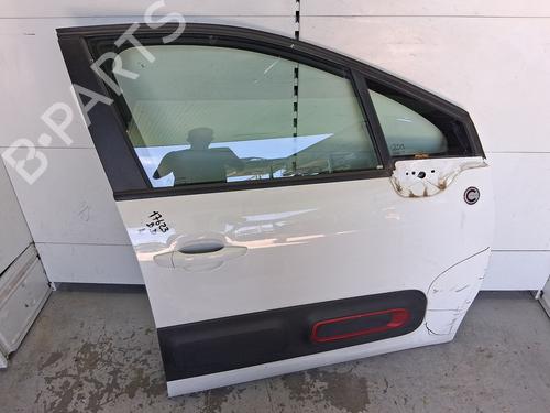 Dør højre fortil Dør højre fortil CITROËN C3 III (SX) 1.5 BlueHDi 100 (SXYHYP, SXYHTU) (102 hp) 35769716 35769716