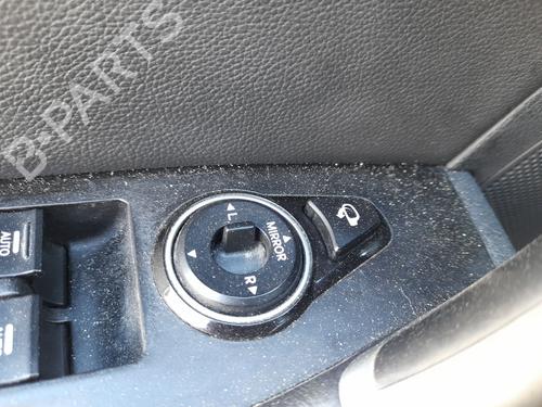 Left front window switch HYUNDAI i40 I (VF) 1.7 CRDI | BP30178973I27