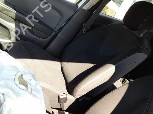 Asiento delantero derecho Asiento delantero derecho RENAULT CLIO IV (BH_) 1.5 dCi 75 (75 hp) 36022628 36022628