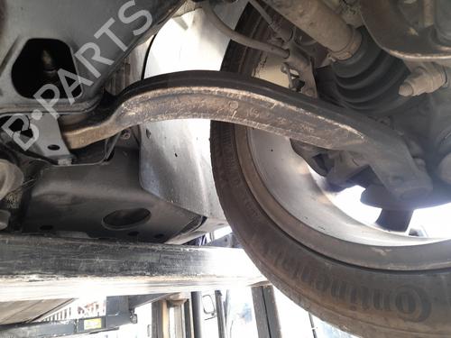 Venstre fortil bærearm AUDI A4 B7 (8EC) 1.9 TDI (116 hp) 31973493