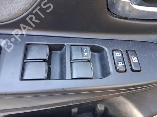 Used Left front window switch Left front window switch 37217371 37217371