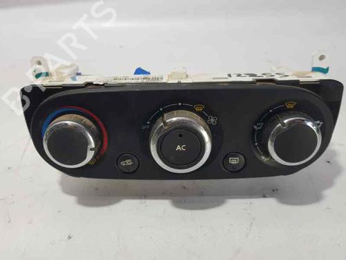 Climate control RENAULT CLIO IV (BH_) 1.2 16V T10196762 | E1072485 | VALEO