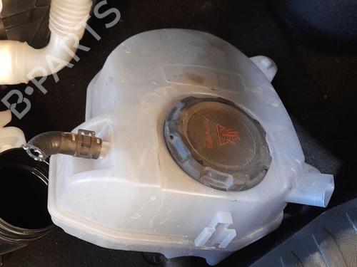 Used Expansion tank Expansion tank 37157440 37157440