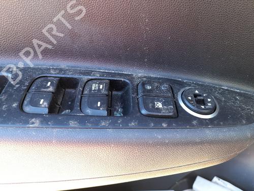 Used Left front window switch HYUNDAI i10 II (BA, IA) 1.2 (87 hp) 30463896
