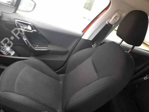 Used Right front seat PEUGEOT 208 I (CA_, CC_) 1.2 VTI 82 (82 hp) 26215419