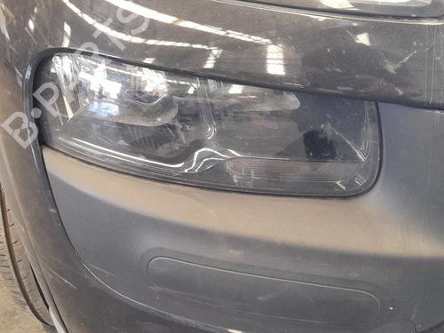 right-headlight-citroen-c4-cactus-2014-37427045 main image