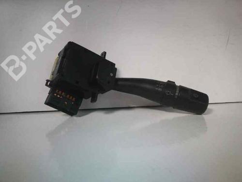 Used Steering column stalk HYUNDAI ELANTRA III (XD) 2.0 CRDi (113 hp) 1351311
