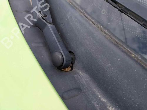 Used Front wiper motor VW NEW BEETLE (9C1, 1C1) 1.6 (102 hp) 24675141