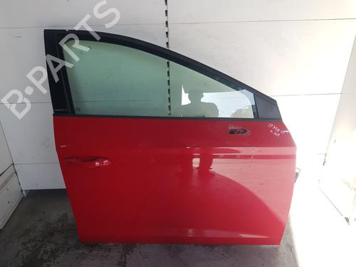 Used Right front door Right front door 37216696 37216696