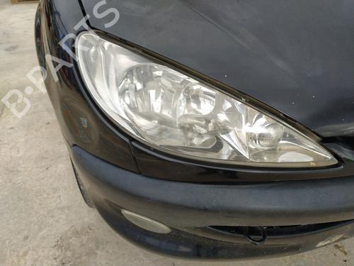 Phare droit PEUGEOT 206 CC (2D) 1.6 16V (2DNFUF, 2DNFUR) (109 hp) 32141796