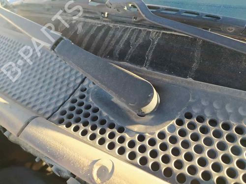 Used Front wiper motor FORD FOCUS I Saloon (DFW) 1.6 16V (100 hp) 22639901