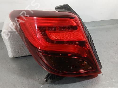 Venstre baglygte Venstre baglygte TOYOTA YARIS (_P13_) 1.5 (NSP131_) (112 hp) 37273513 37273513