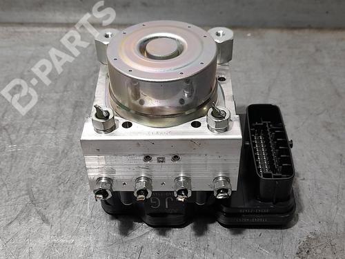 Used ABS pump TOYOTA HILUX VII Pickup (_N1_, _N2_, _N3_) [2004-2016]  8604635
