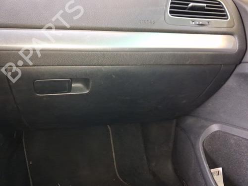 Used Glove box Glove box 37645911 37645911