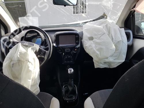 Headlight switch PEUGEOT 108 1.2 | BP15940792I24