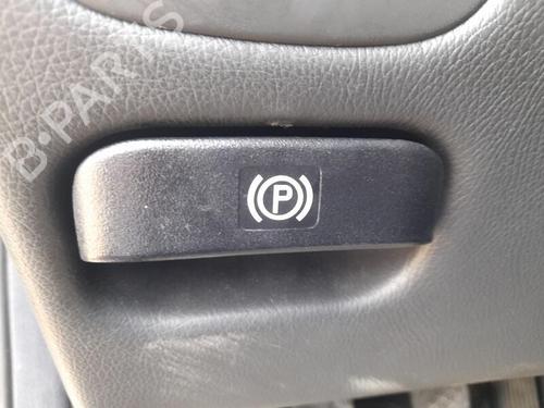 BP29808857I18 main image