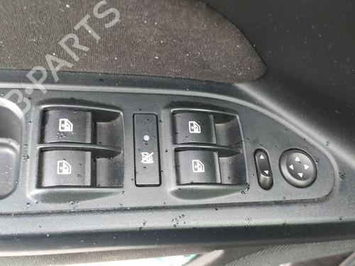 left-front-window-switch-fiat-tipo-hatchback-356_-357_-2016-32258754 main image