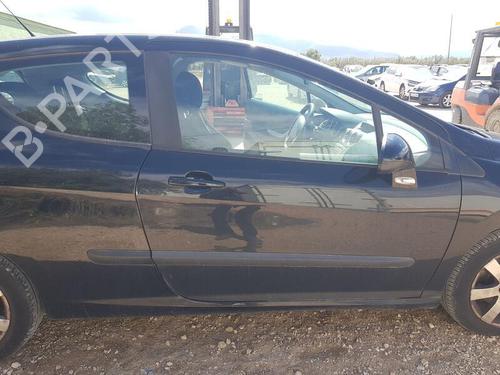 Used Right front door PEUGEOT 308 I (4A_, 4C_) 1.6 HDi (90 hp) 29615740