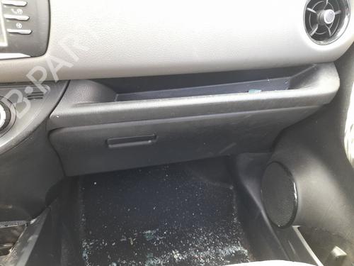 Used Glove box Glove box TOYOTA YARIS (_P13_) 1.0 (KSP130) (72 hp) 35791010 35791010