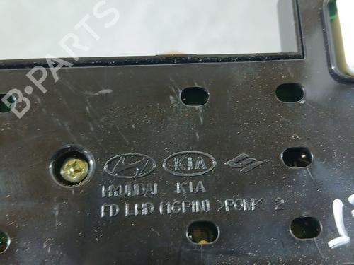 Left front window switch HYUNDAI i30 (FD) 1.6 CRDi | BP37514503I27 - Image 3