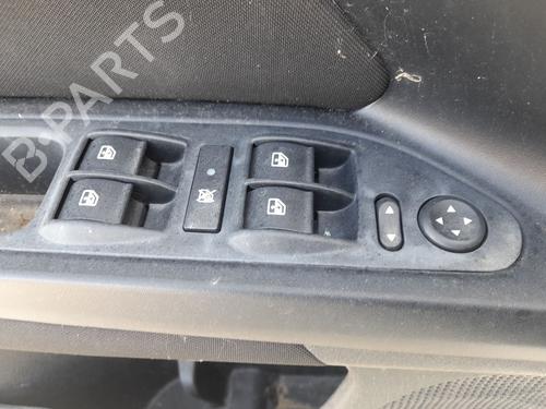 Pulsantiera anteriore sinistra FIAT TIPO Hatchback (356_, 357_) 1.3 D (356HXH1A) (95 hp) 31630152