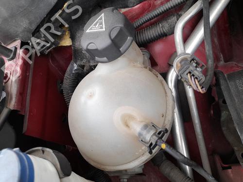 Used Expansion tank CITROËN C4 II (NC_) 1.6 BlueHDi 100 (99 hp) 29891909
