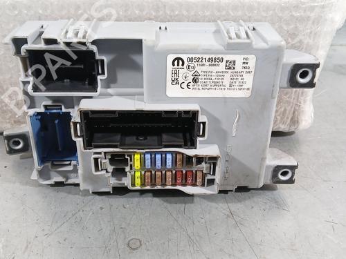 Used Fuse box Fuse box FIAT 500 (312_) 1.0 Mild Hybrid (312.AYD1B) (69 hp) 33462598 33462598