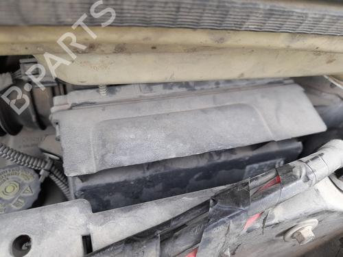 Used Air filter box RENAULT KANGOO / GRAND KANGOO II (KW0/1_) 1.5 dCi 90 (KW05, KW08, KW0G, KW11) (90 hp) 29889610