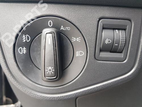 Used Switch Switch VW POLO VI (AW1, BZ1, AE1) 1.0 TSI (95 hp) 11084709 11084709