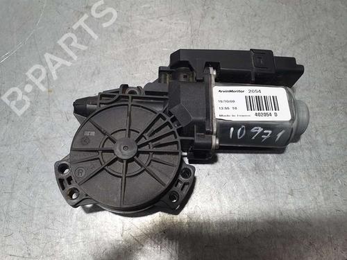 Used Right front window motor KIA CEE'D Hatchback (ED) [2006-2012]  18716763