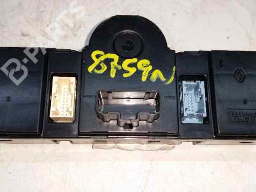 Climate control RENAULT SCÉNIC II (JM0/1_)  | BP2562786I5 