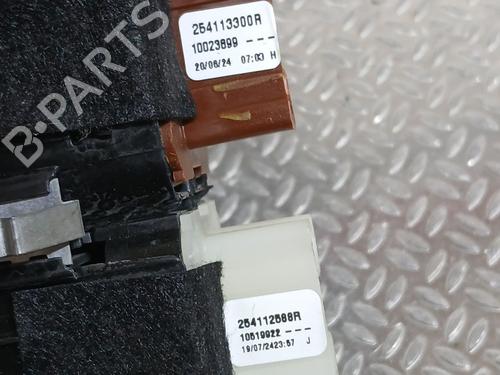 Left front window switch DACIA SANDERO III 1.0 TCe 90 | BP37800331I27 - Image 4