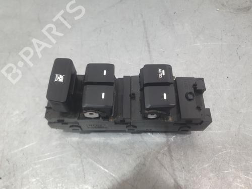 Left front window switch HYUNDAI i20 II (GB, IB) 1.0 T-GDI | BP38203387I27 - Image 1