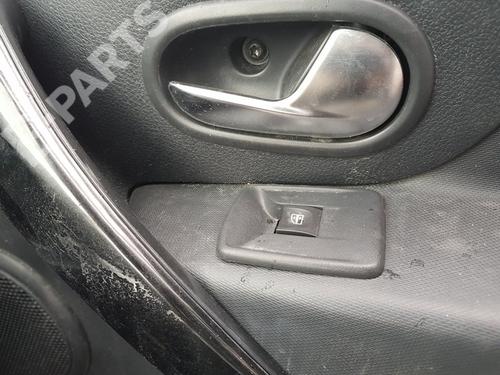 Used Right front window switch Right front window switch DACIA SANDERO II TCe 90 (B8M1, B8MA, B8AC) (90 hp) 10390125 10390125
