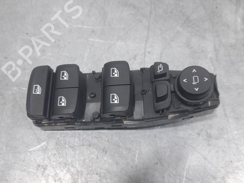 BP30635808I27 main image