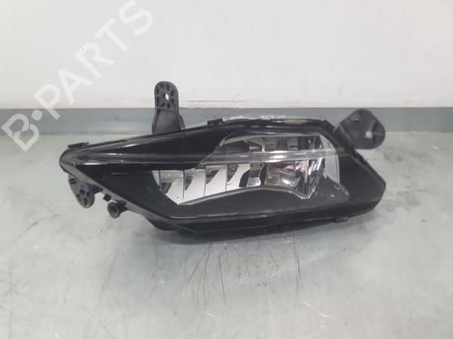 Used Left front fog light Left front fog light 37242549 37242549
