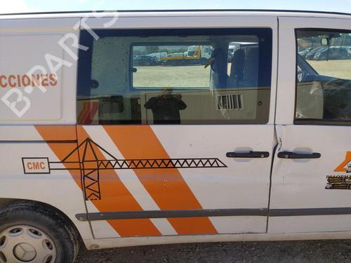 Højre side skydedør MERCEDES-BENZ VITO Bus (W638) 112 CDI 2.2 (638.194) (122 hp) 29592102