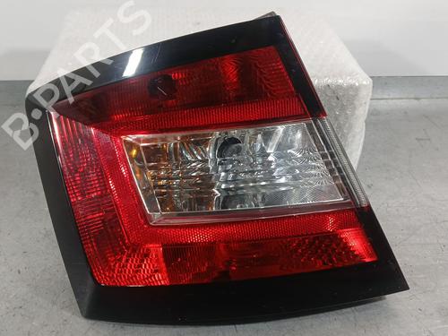Used Left taillight Left taillight 37242480 37242480